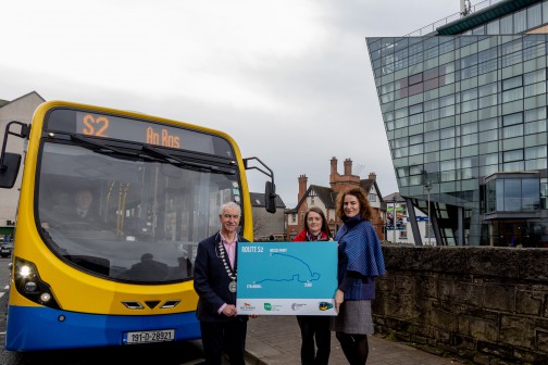 Bus Éireann driver, Marion Clarke, Sligo Mayor, Councillor Declan Bree and Marie King Bus Éireann Regional Sales Executive.